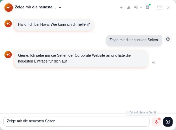 Spracheingabe mit Status Hört auf diesem Gerät, diktiertem Text im Eingabefeld und Vorlesen-Knopf an der Antwort